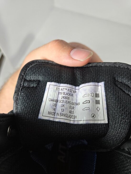 5.11 Tactical A/T 8\